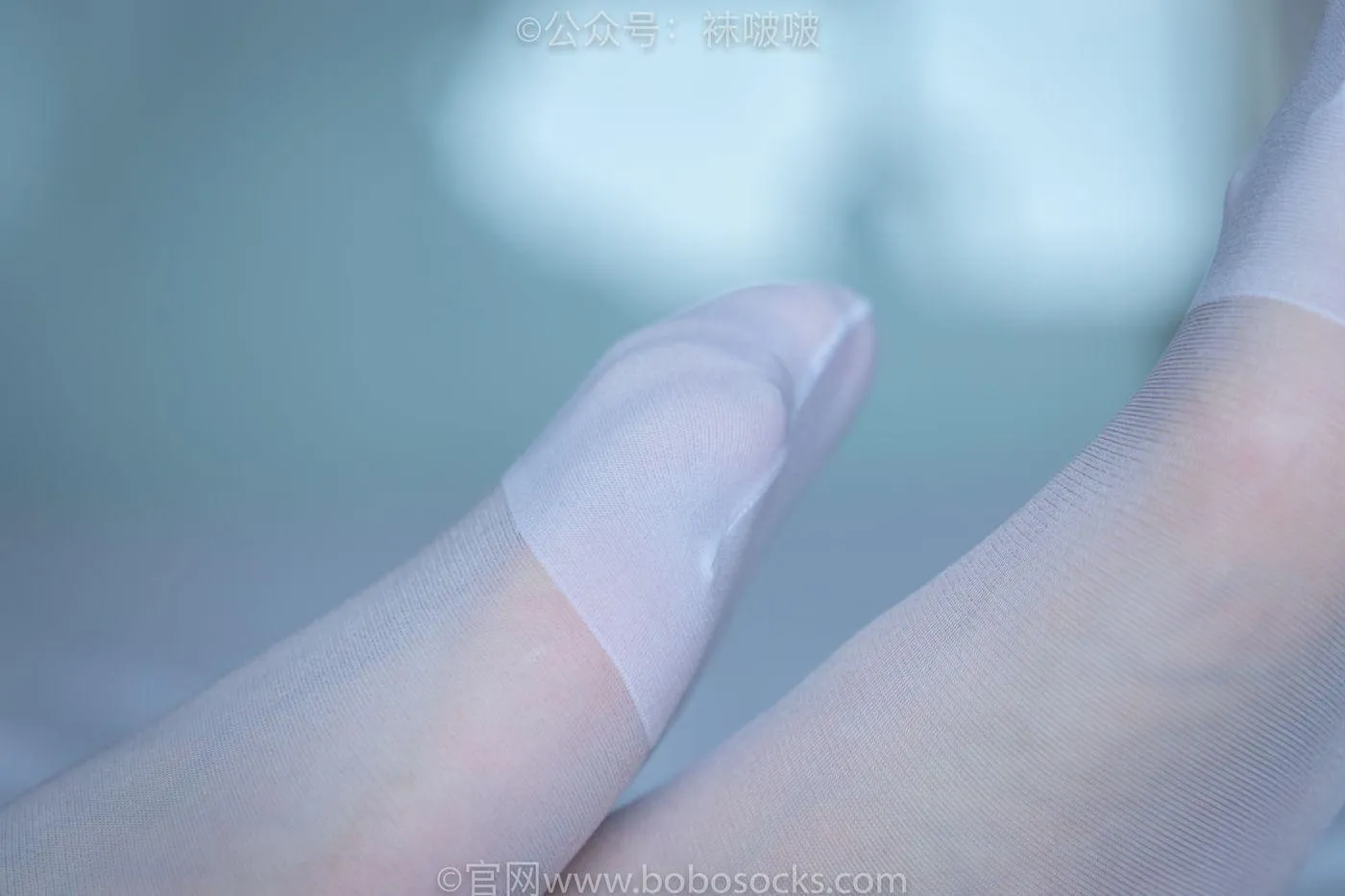[BoBoSocks袜啵啵]NO.066 小甜豆-女仆装、高跟鞋、薄白丝 [134P]插图3